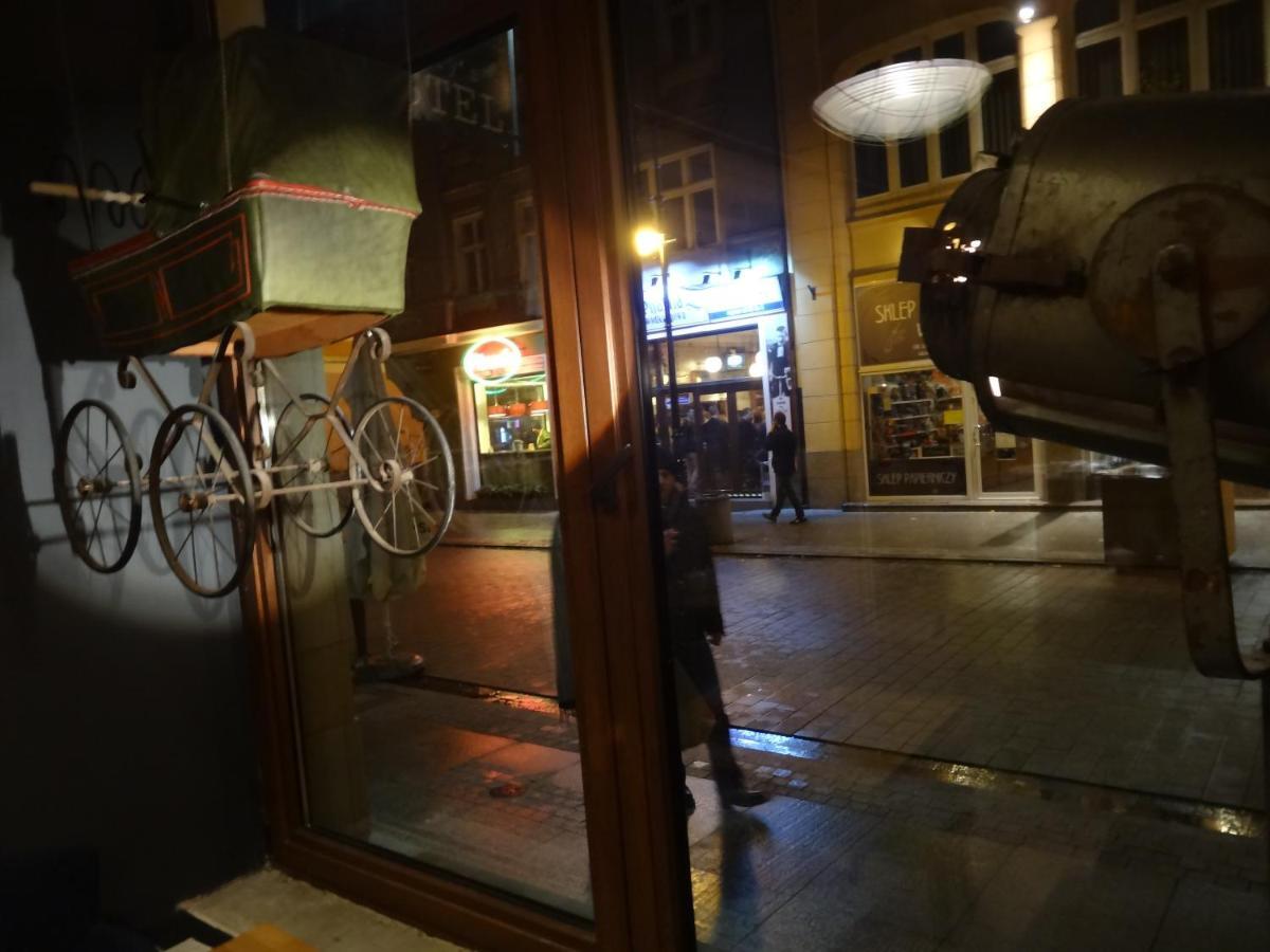 Rosemary'S Private Ensuite Rooms In Old Town Poznan Exterior foto